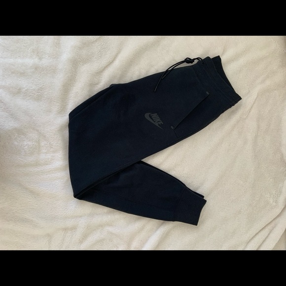 Nike Tech Fleece Lounge Pants - Picture 2 of 5